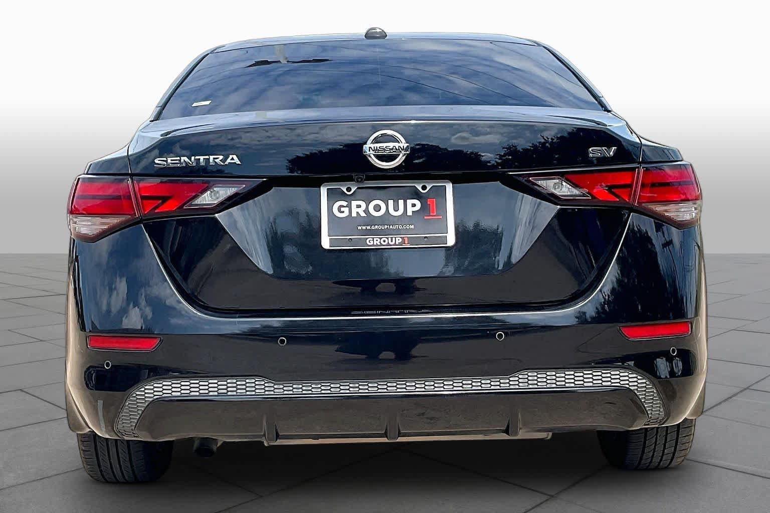 Used 2022 Nissan Sentra SV w/ All-Weather Package FWD image 5