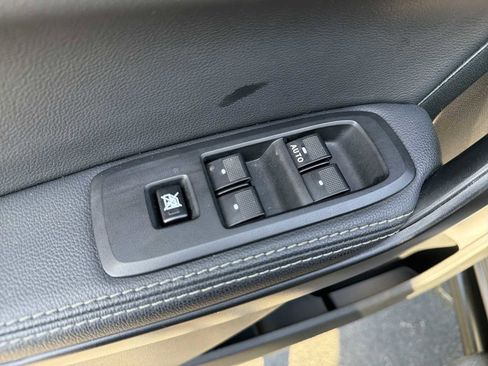 Used 2023 Ford Ranger Lariat w/ Tremor Off-Road Package AWD/4WD image 20