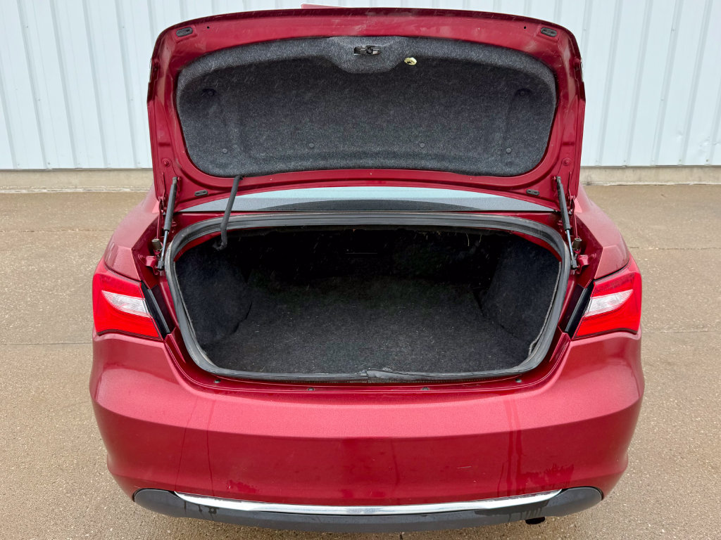 Used 2012 Chrysler 200 LX FWD image 16