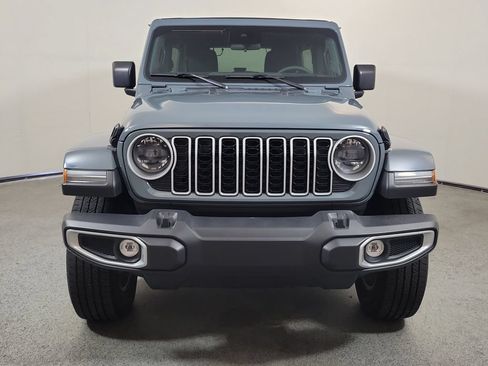 Used 2024 Jeep Wrangler Unlimited Sahara AWD/4WD image 2