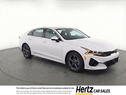 Used 2025 Kia K4 LXS image 1