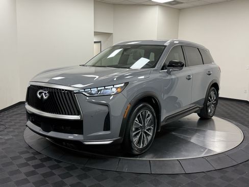 Certified 2027 INFINITI QX60 Luxe w/ Cargo Package FWD image 3