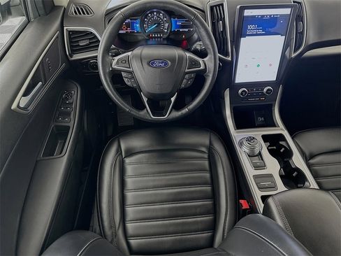 Used 2023 Ford Edge SEL image 26