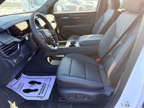 New 2026 GMC Acadia AT4 w/ Luxury Package AWD/4WD image 13
