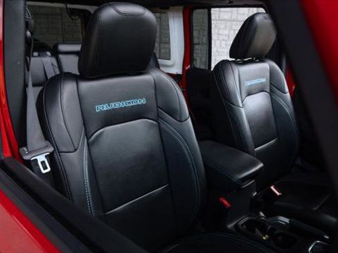 Used 2022 Jeep Wrangler Unlimited Rubicon 4xe w/ Safety Group image 18