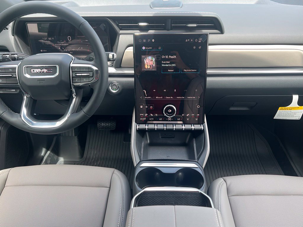 New 2027 GMC Terrain Elevation w/ Elevation Premium Package FWD image 11