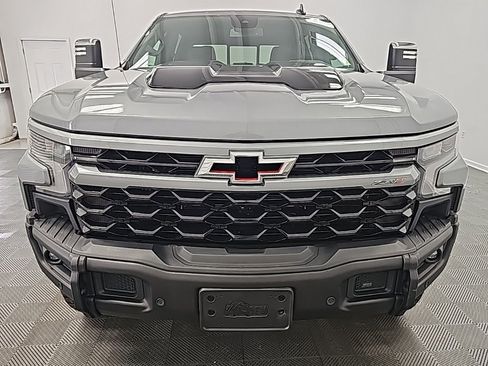 Certified 2024 Chevrolet Silverado 1500 ZR2 w/ ZR2 Bison Edition image 3