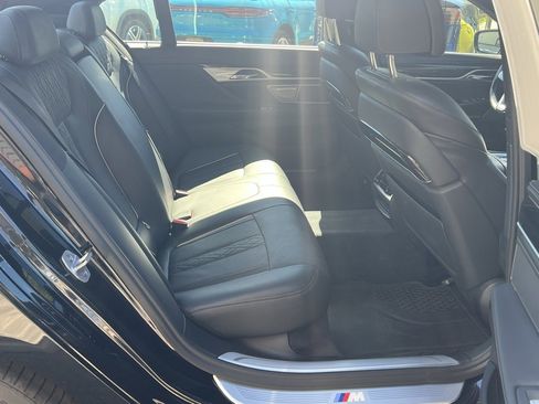 Used 2018 BMW 750i xDrive 750i xDrive image 23