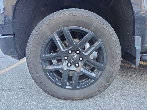 Used 2022 Chevrolet Silverado 1500 LT Trail Boss w/ LT Trail Boss Premium Package image 6