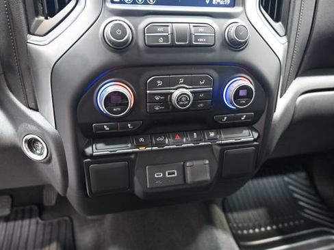 Used 2022 Chevrolet Silverado 1500 RST w/ Bed Protection Package AWD/4WD image 18