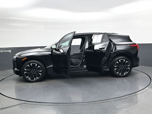 Used 2024 Chevrolet Blazer EV RS image 34