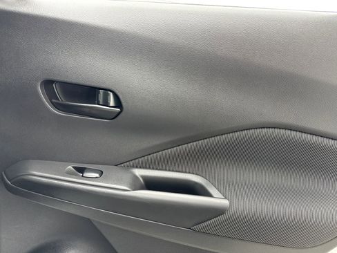 Used 2020 Nissan Kicks S FWD image 45