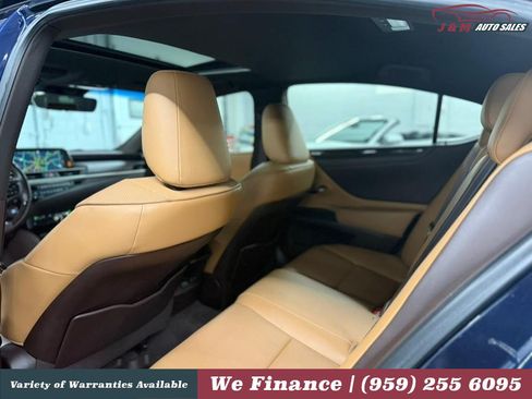 Used 2019 Lexus ES 350 w/ Premium Package FWD image 34