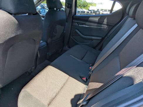 Used 2022 MAZDA MAZDA3 s FWD image 12
