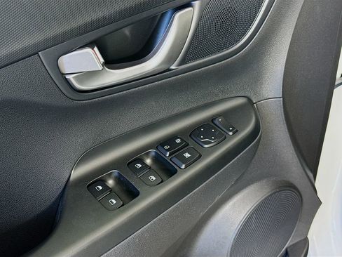 Used 2023 Hyundai Kona SE w/ Cargo Package FWD image 21