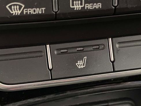 Used 2020 Kia Sorento SX image 24