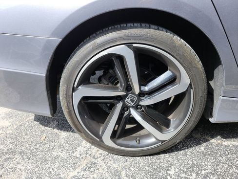 Used 2022 Honda Accord Sport image 9
