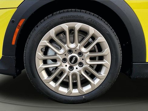 New 2026 MINI Cooper S image 13