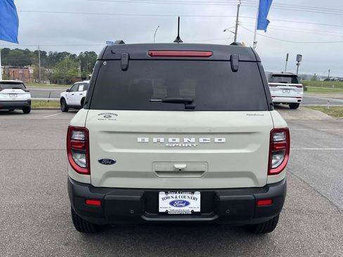 Certified 2025 Ford Bronco Sport Outer Banks w/ Outer Banks Tech Package+ image 4