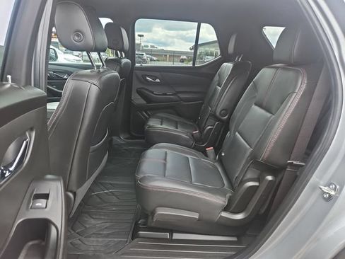 Certified 2023 Chevrolet Traverse RS FWD image 26