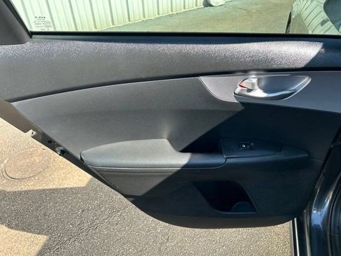 Used 2024 Kia Forte LXS FWD image 35