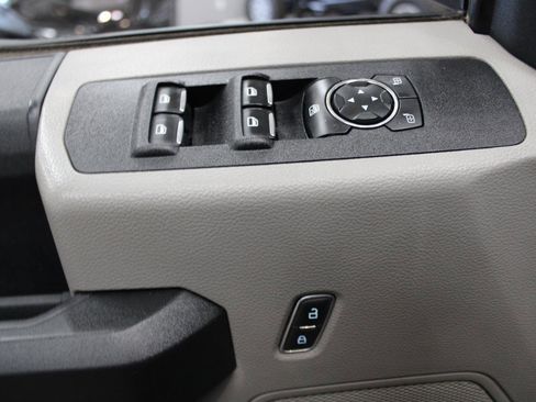 Used 2021 Ford F250 XL w/ STX Appearance Package AWD/4WD image 15