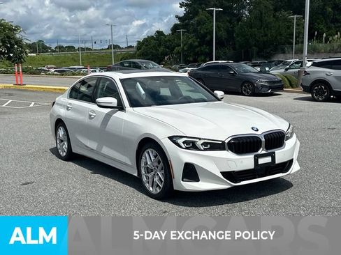 Used 2025 BMW 330i Sedan RWD image 3