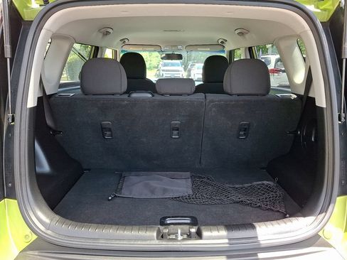 Used 2014 Kia Soul FWD image 29