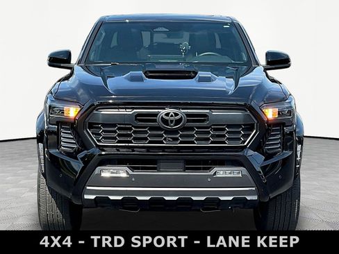 Used 2024 Toyota Tacoma TRD Sport w/ TRD Sport Upgrade Package AWD/4WD image 2