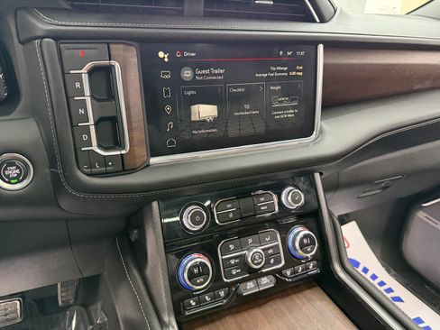 Used 2023 GMC Yukon XL Denali Ultimate w/ LPO, Floor Liner Package image 22