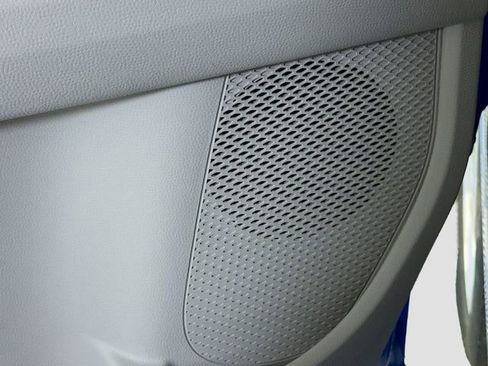 New 2025 Volkswagen ID. Buzz 1st Edition image 21