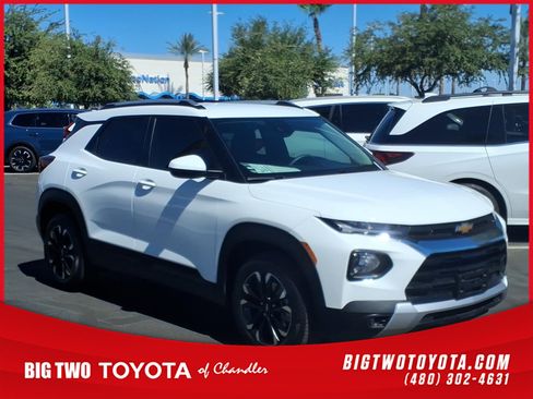 Used 2023 Chevrolet TrailBlazer LT w/ Convenience Package FWD image 1