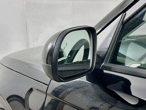 Used 2025 Kia Soul LX w/ LX Technology Package FWD image 34