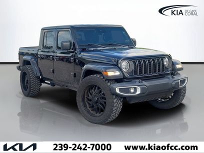 Used 2024 Jeep Gladiator Sport