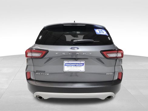 Used 2025 Ford Escape Active AWD/4WD image 3
