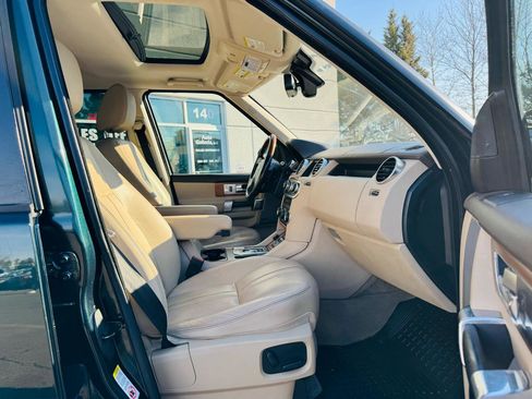 Used 2016 Land Rover LR4 HSE image 26