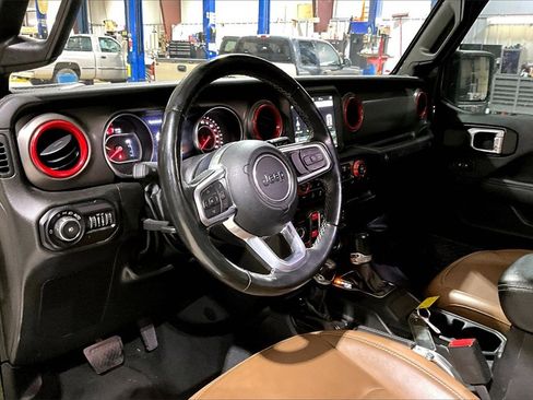 Used 2022 Jeep Wrangler Unlimited Rubicon w/ Cold Weather Group image 10