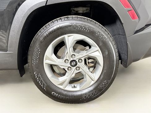 Used 2023 Hyundai Tucson SE image 28