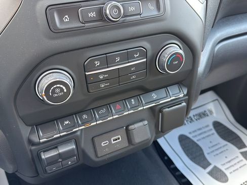 Used 2024 Chevrolet Silverado 1500 Custom Trail Boss w/ Dark Appearance Package image 26