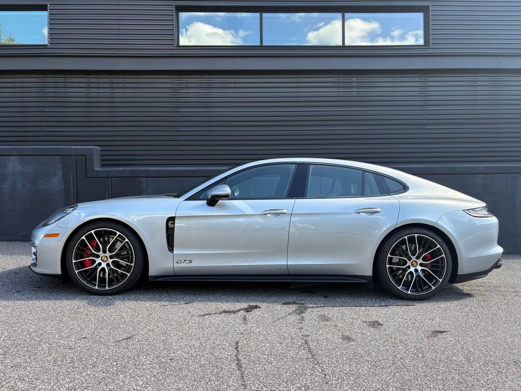 Certified 2022 Porsche Panamera GTS AWD/4WD image 2