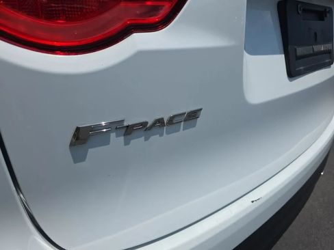 Used 2020 Jaguar F-PACE Premium AWD/4WD image 11