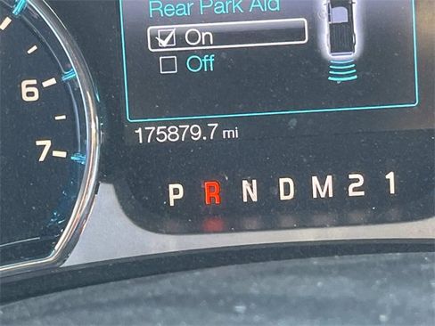 Used 2013 Ford F150 Platinum image 31