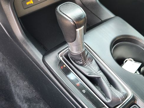 Certified 2024 Honda Civic Sport image 12