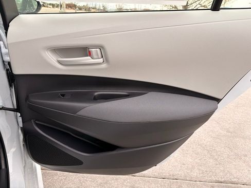 Used 2026 Toyota Corolla LE image 27