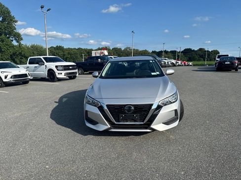 Used 2023 Nissan Sentra SV FWD image 2