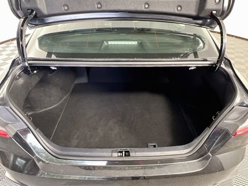 Used 2025 Toyota Camry SE FWD image 30