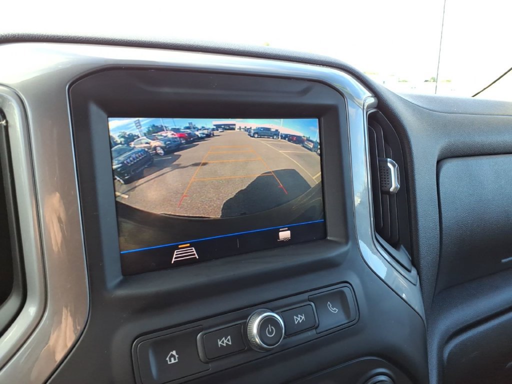 Used 2021 Chevrolet Silverado 1500 Custom AWD/4WD image 18