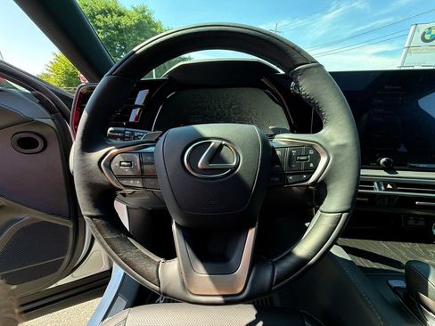Used 2023 Lexus RX 350 Premium w/ Accessory Package AWD/4WD image 23