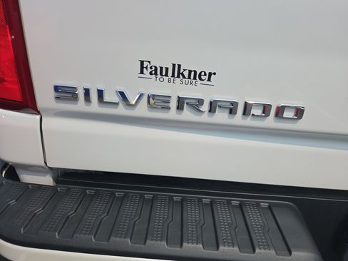 Used 2021 Chevrolet Silverado 2500 High Country w/ Technology Package AWD/4WD image 25