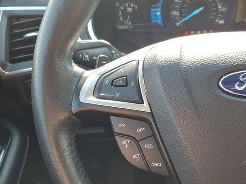 Used 2015 Ford Edge Titanium w/ Equipment Group 302A AWD/4WD image 21